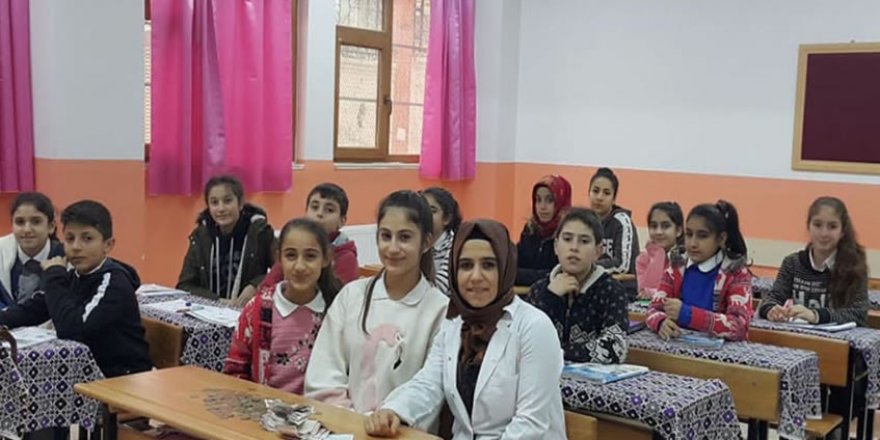 Minik Yürekler, Yemen İçin Kapı Kapı Dolaştı