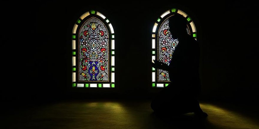 İslam Karşıtı Kitap Yazarken Müslüman Oldu