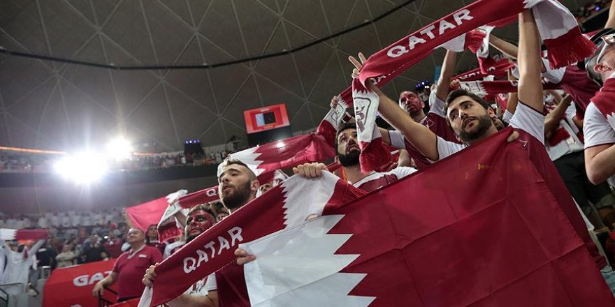 Statta Katar Forması Giyen Kişi BAE'de Tutuklandı