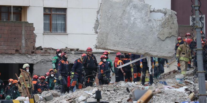 Kartal'da Çöken Binanın Enkazından 3 Kişinin Daha Cesedi Çıkarıldı