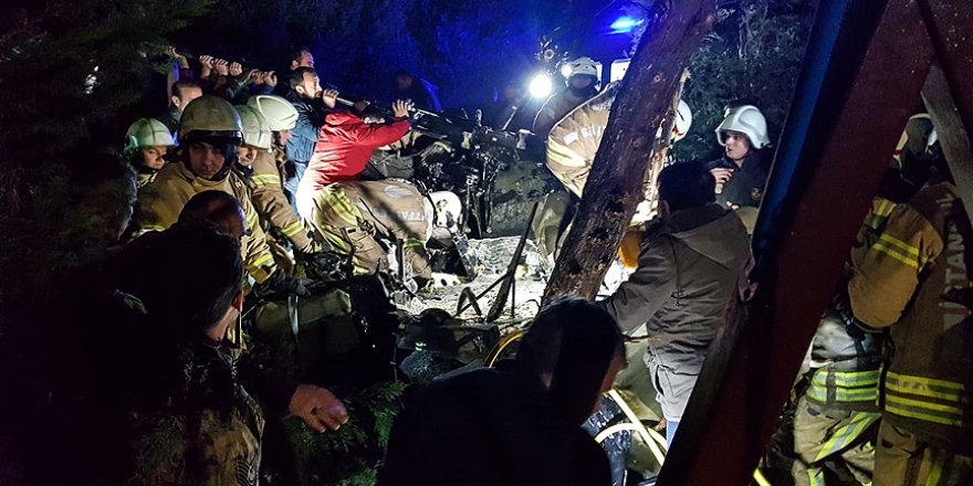 İstanbul'da Askeri Helikopter Düştü