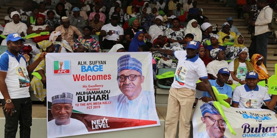 Nijerya'da Muhammed Buhari Yeniden Devlet Başkanı Seçildi