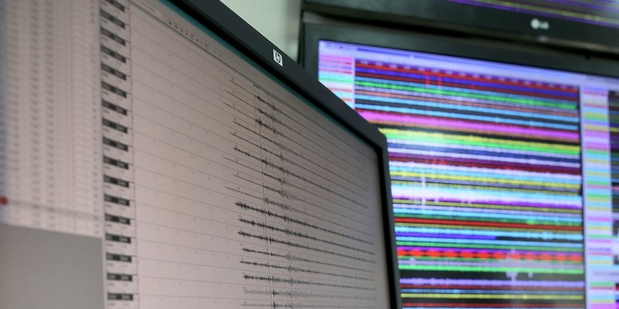 Endonezya'da 5,1 Büyüklüğünde Deprem