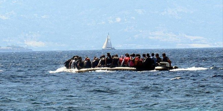 Ege'de Göçmenleri Taşıyan Bot Battı: 3 Ölü