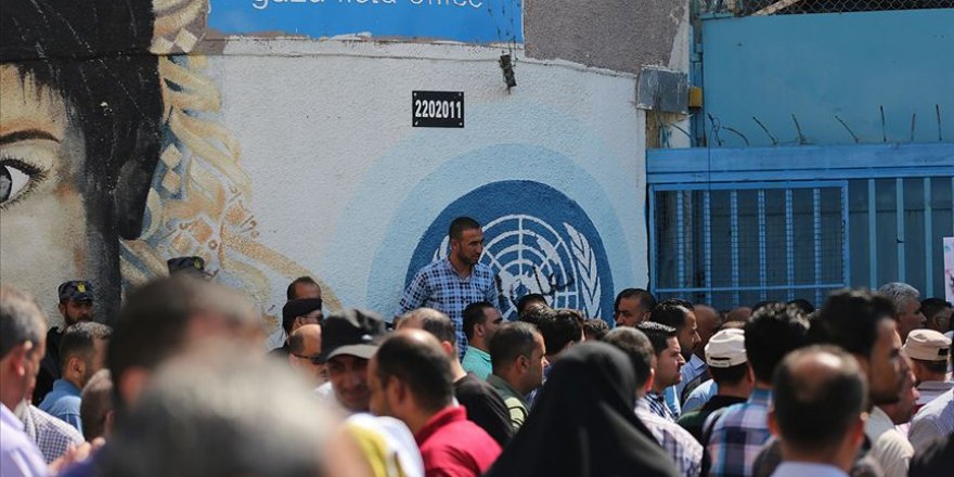 Gazze'de 6 Bin 400 Kişiye Geçici İş İmkanı