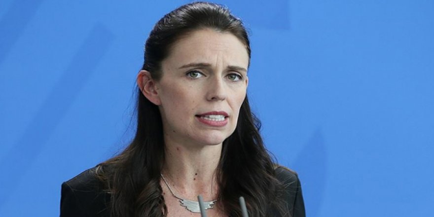 Yeni Zelanda Başbakanı, COVID-19 Kurallarını İhlal Edenlere "Aptal" Dedi