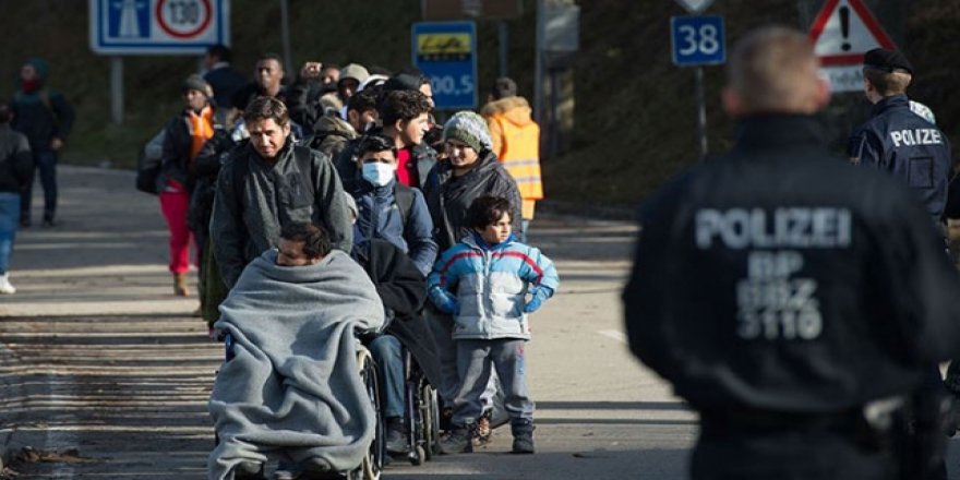 Almanya'da Sığınmacılara Karşı Geçen Yıl 2 Bin Suç İşlendi