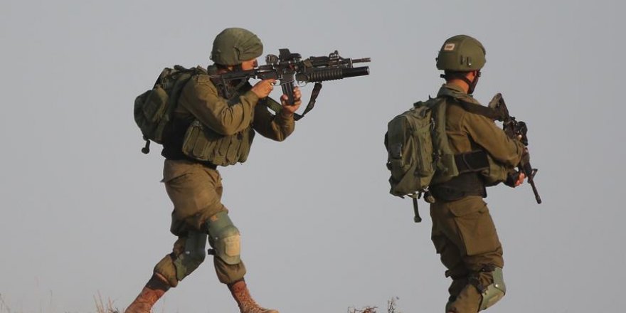 İsrail Askerleri 2 Filistinliyi Şehit Etti