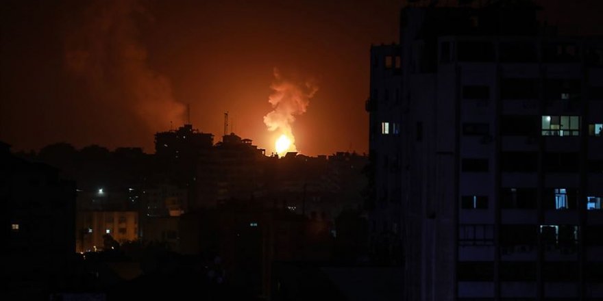 İsrail Hamas Hareketi'ne Ait Gözlem Noktasını Vurdu