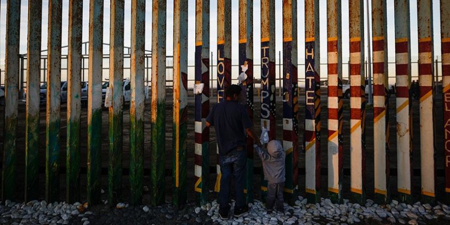 Pentagon'dan Meksika Duvarına 1 Milyar Dolar Destek