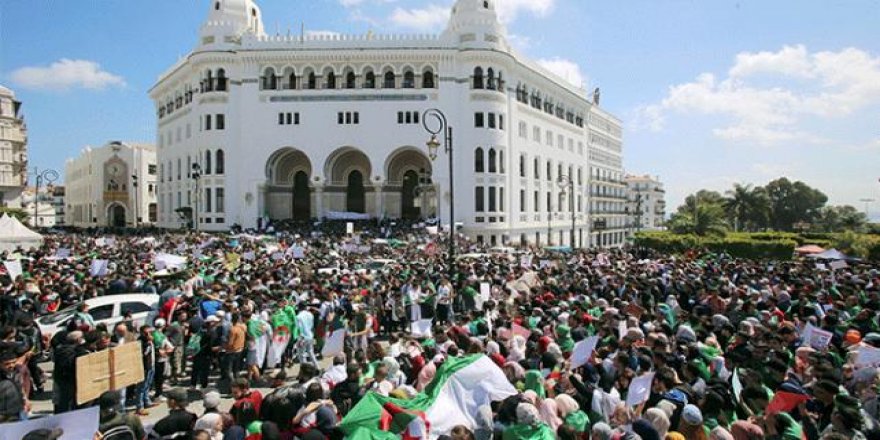 Cezayir’de Muhalefetten Seçimlere Boykot Kararı