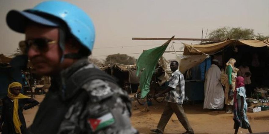 "Darfur'da Ordu İle İstihbarat Çatışıyor"