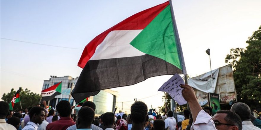 Sudan'da Askeri Konsey ile Muhalifler Temel İlkelerde Mutabık