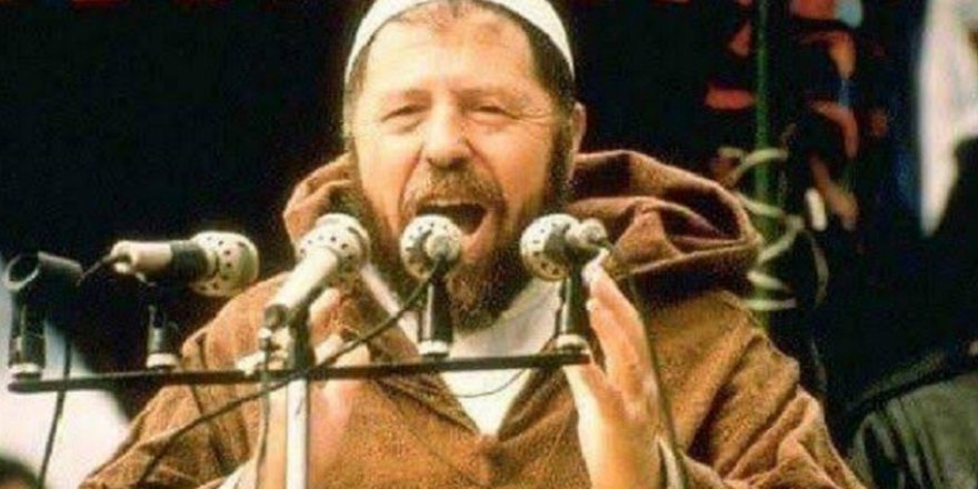 Cezayirli Lider Abbas Medeni