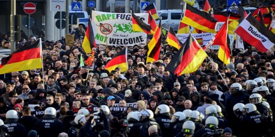 "Almanya'da Şiddete Meyilli 12 bin 700 Aşırı Sağcı Var"