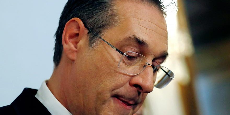 Avusturya'nın Başbakan Yardımcısı İstifa Etti