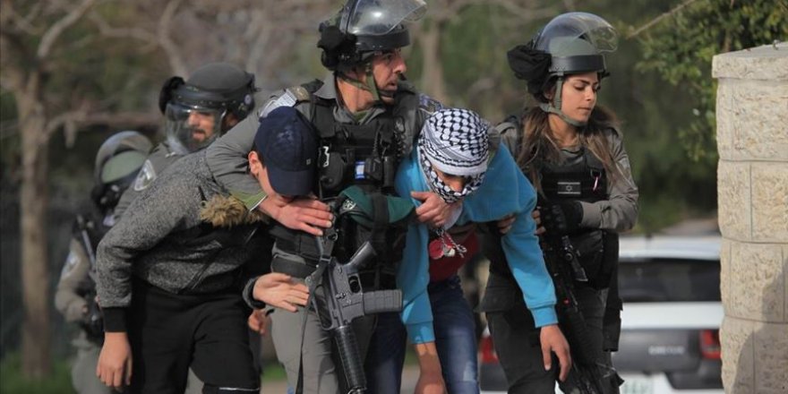 İşgal Güçleri 11 Filistinliyi Gözaltına Aldı