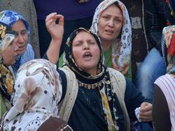 “2 Ayda Yediniz Oğlumu, Cenazeye Gelmeyin!”