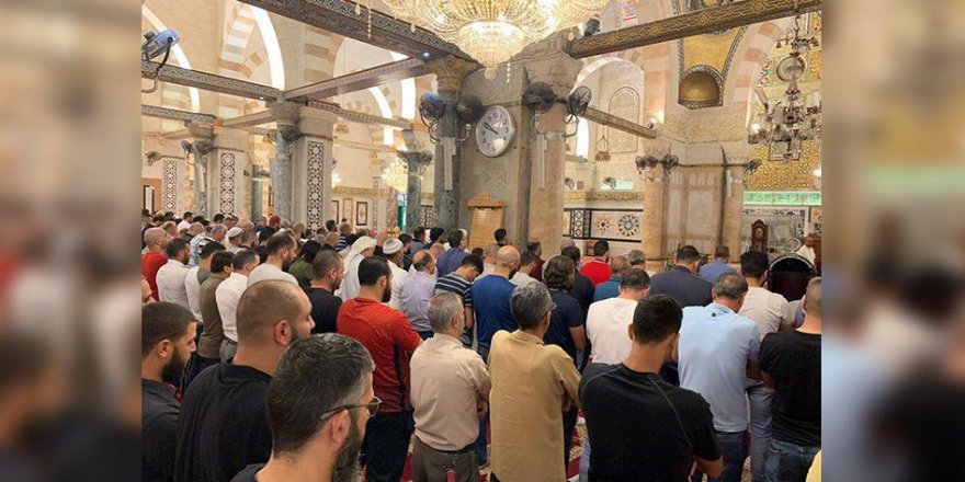 Mescid-i Aksa'da Mursi İçin Gıyabi Cenaze Namazı Kılındı