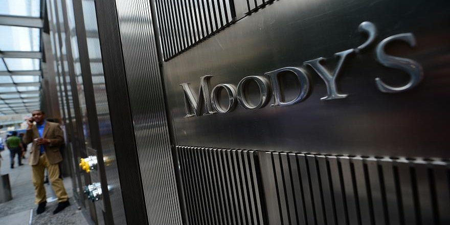 Moody's 11 Türkiyeli Şirketin Kredi Notunu Düşürdü