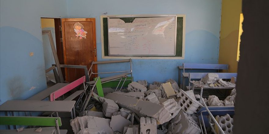 Esed Rejimi Okul ve Hastaneyi Vurdu