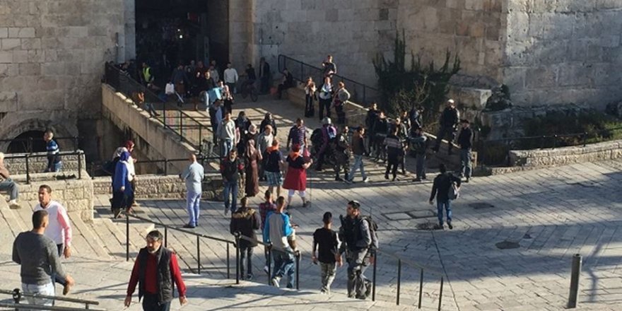 Özel Tim Babu'l-Amud'da Bir Filistinli Genci Kaçırdı