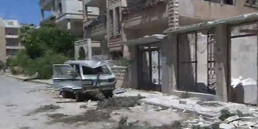 Esed Rejiminin Saldırılarıyla İdlib Sokakları Enkaza Döndü