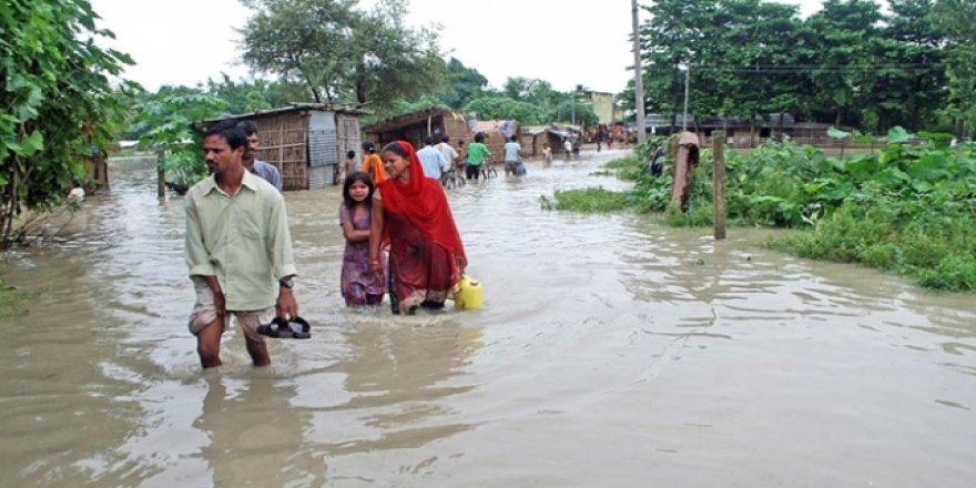 Nepal'deki Sel ve Toprak Kaymalarında Can Kaybı Artıyor