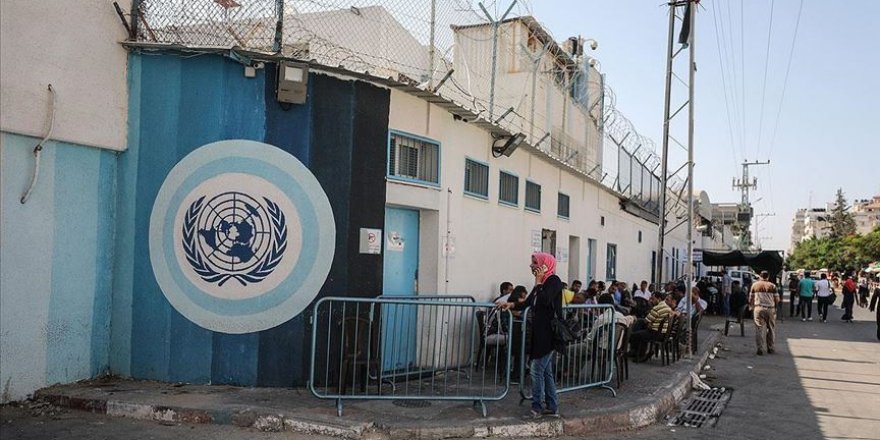 UNRWA'ya 'Görevi Kötüye Kullanma' Soruşturması