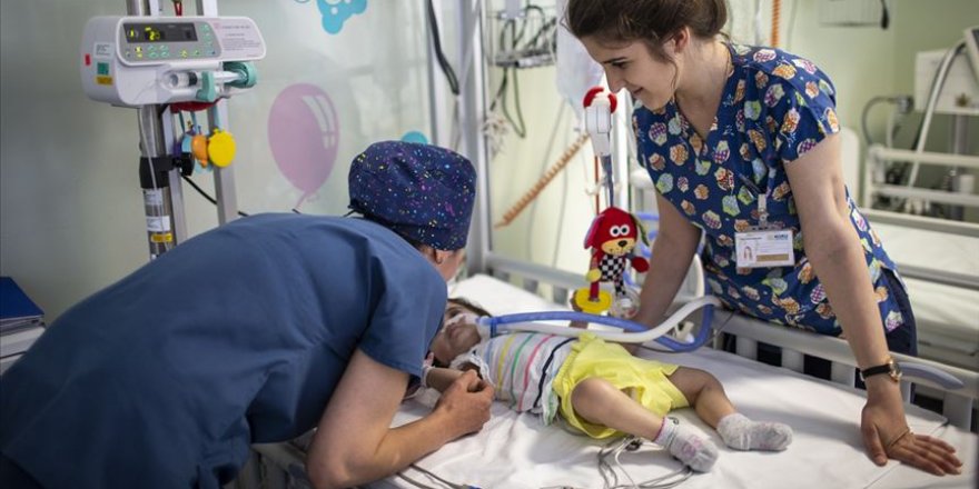 3 Aylık Suriyeli Kimsesiz Bebek Hastanede Büyüdü