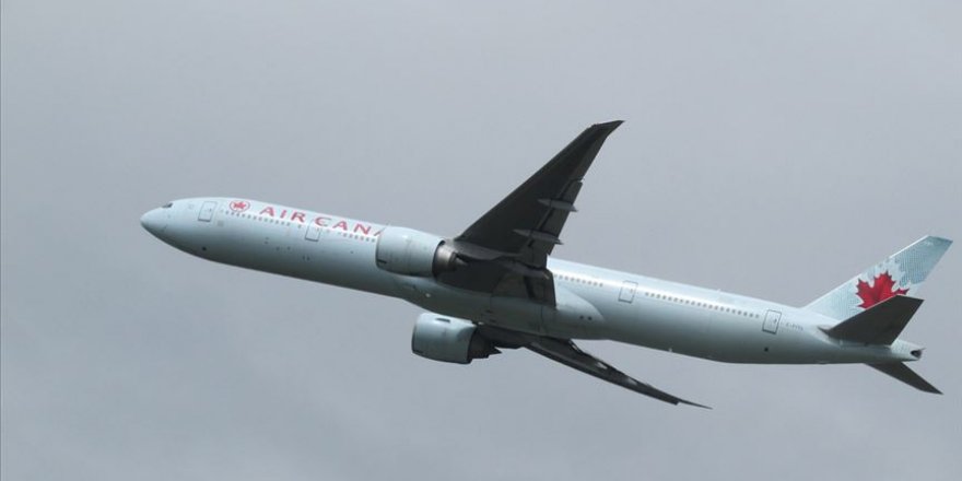 Air Canada Uçağında Başörtüsü Düşmanlığı