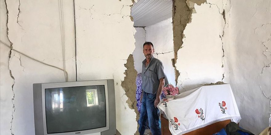 Denizli'deki Depremde 59 Binada Ağır Hasar Meydana Geldi