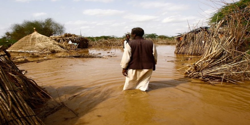 Sudan'da sel: 1500 ev yıkıldı
