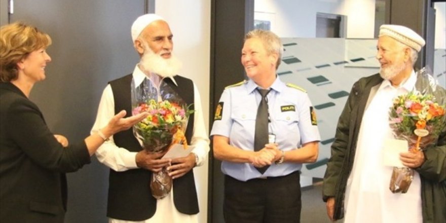 Norveç Polisinden Cami Saldırısını Engelleyen 'Kahramanlara' Teşekkür