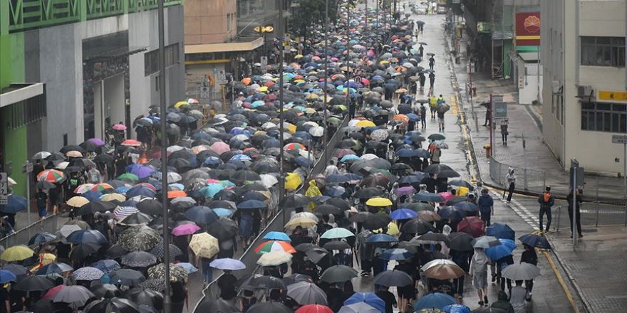 Hong Kong'da Protestolar Hız Kesmiyor