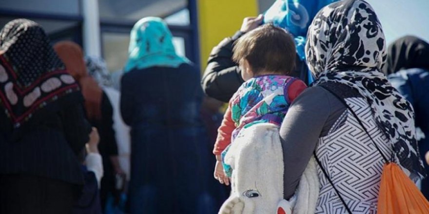 Midilli Adasına 1 Günde 500 Mülteci Geldi