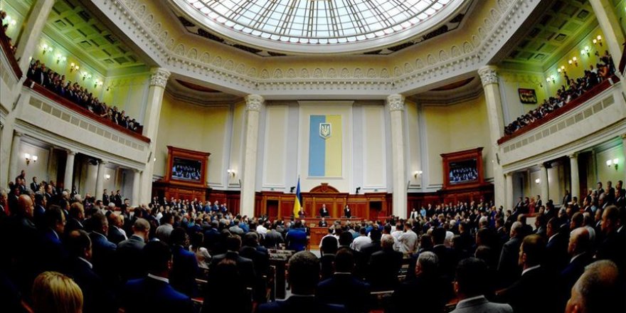 Ukrayna'da Milletvekili Dokunulmazlığı Kaldırıldı