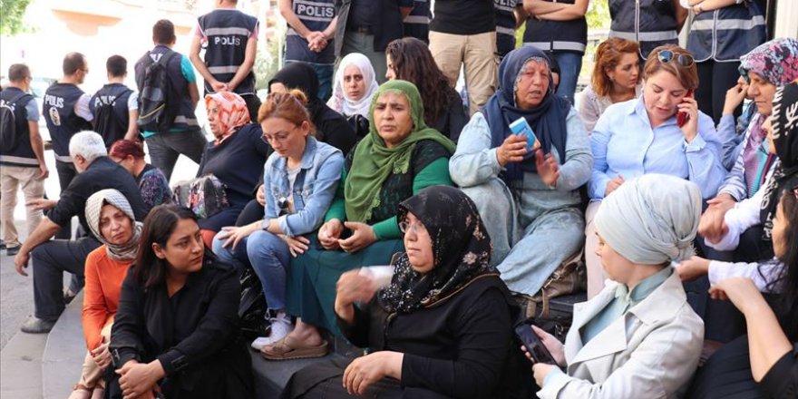 HAK-İŞ ve TYB’den Diyarbakır Annelerine Destek Açıklaması