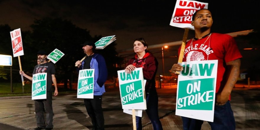 ABD'de General Motors Çalışanları Greve Gitti