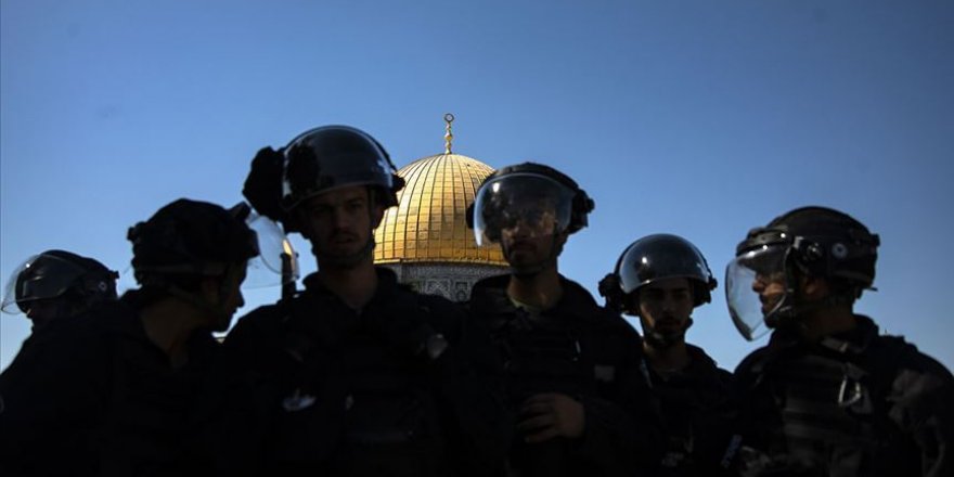 Filistin'den Mescid-i Aksa'nın Kapılarını Kapatan Siyonist İsrail’e Tepki