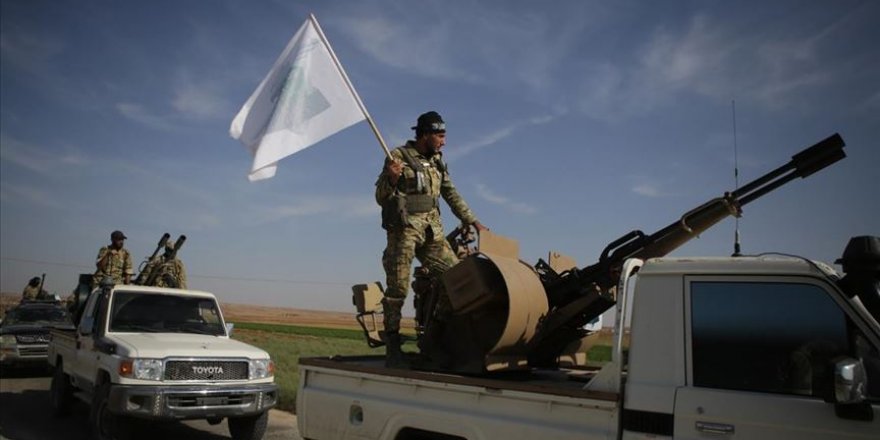 Suriye Milli Ordusundan Fırat'ın Doğusuna Yönelik Operasyona Destek