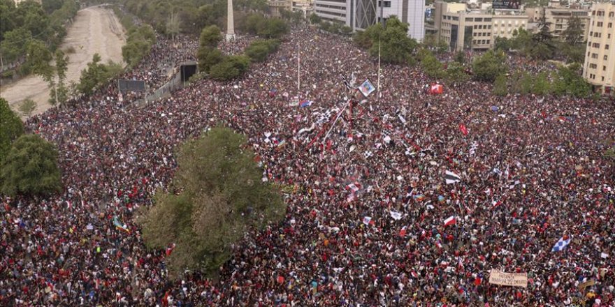 'Şili Tarihinin En Büyük Protestosu' 7. Gününde