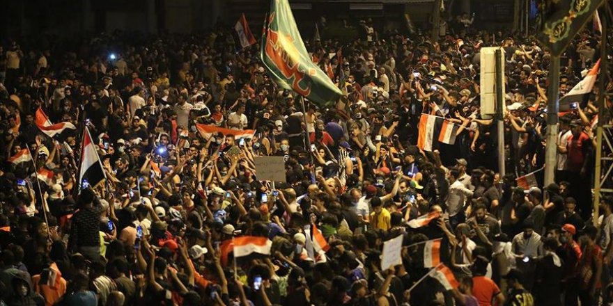 Bağdat'ta Göstericiler, Oturma Eylemine Başladı