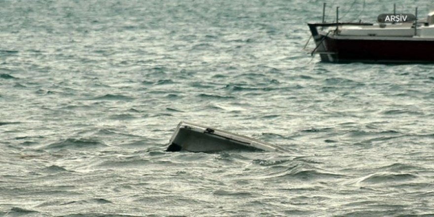 Somali'de Tekne Alabora Oldu: 15 Ölü
