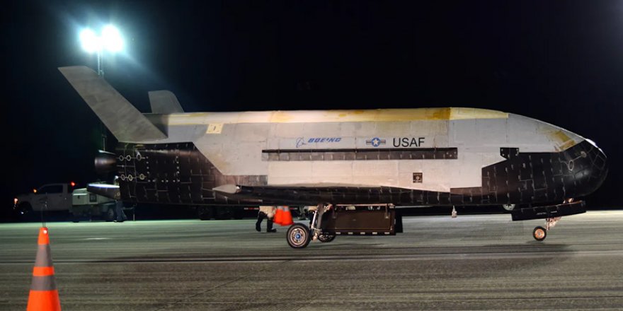 ABD'nin Gizemli 'Uzay Aracı' Gizli Görevinden Döndü