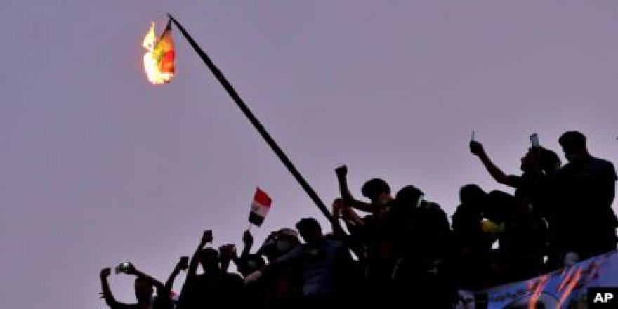 "Irak ve Lübnan Gösterileri İran'ın Bölgesel Nüfuzunu Tehdit Ediyor"