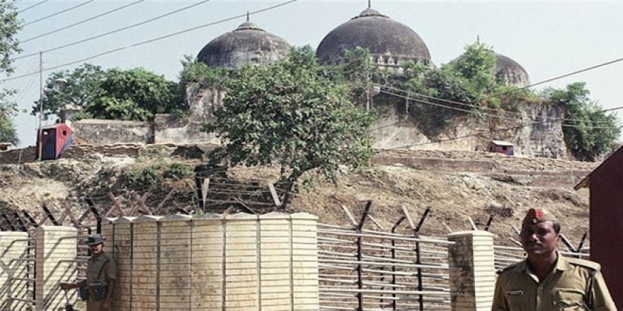 Hindistan'da Babri Cami Kararı Sonrası 37 Kişi Gözaltına Alındı