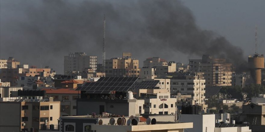 İşgal Uçakları Gazze'yi Vurmaya Başladı