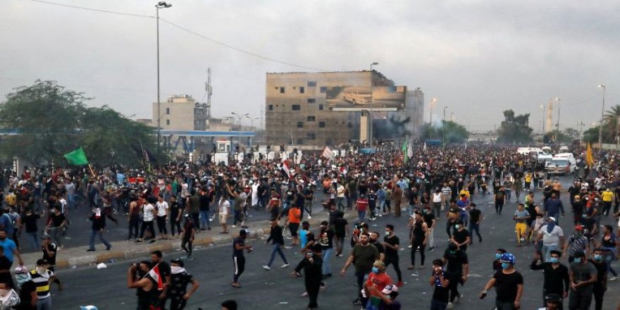 Irak’ta Protestocular İran Sınırını Kapattı