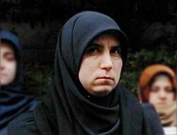 Yıldız Ramazanoğlu, Hülya Şekerci'yi Yazdı